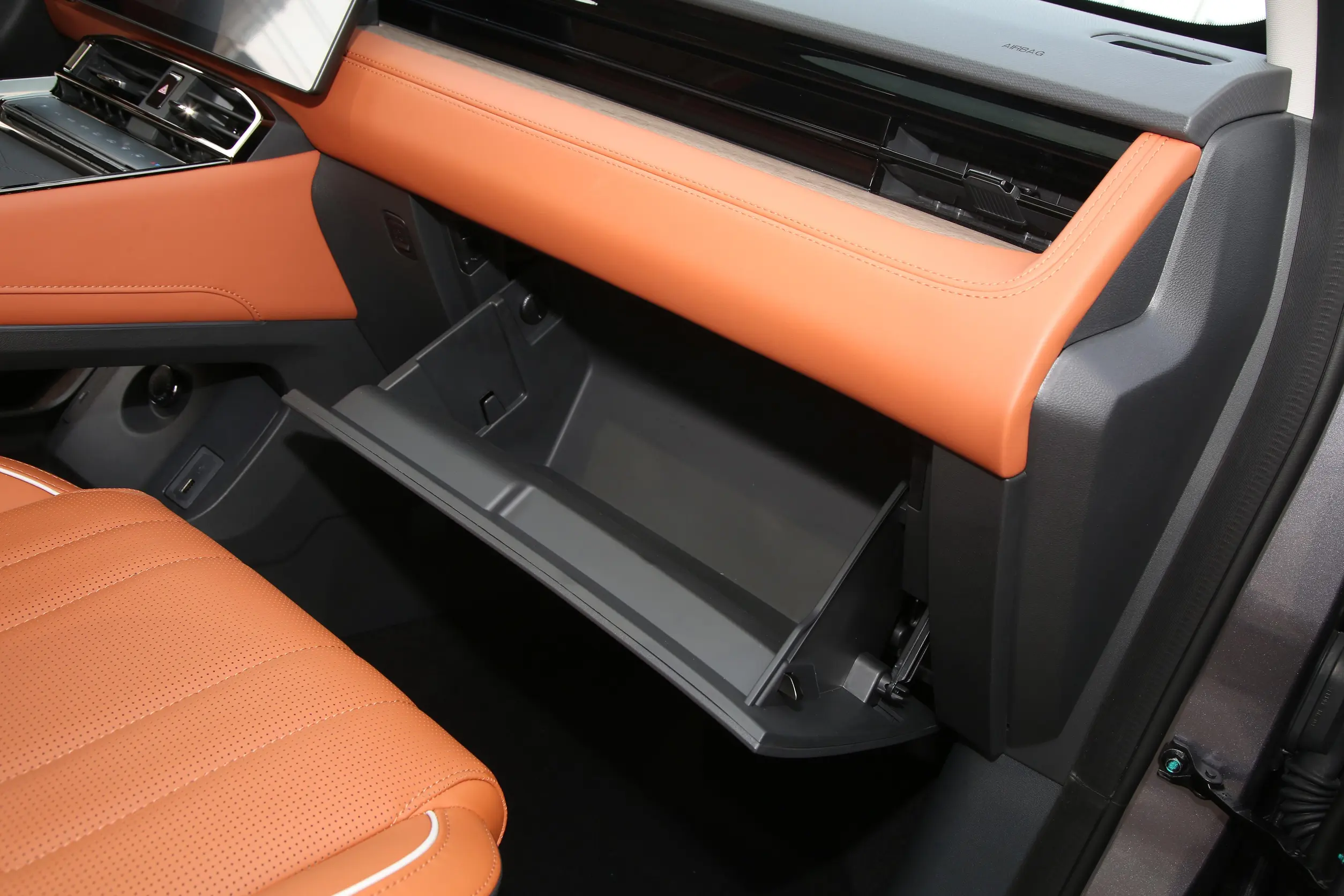 Jetour-Dashing-2025-interior-4